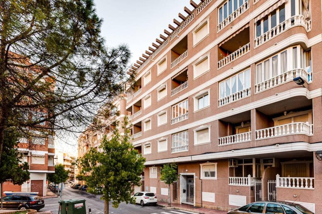 Apartment Ramon Gallud 204 Torrevieja Eksteriør bilde