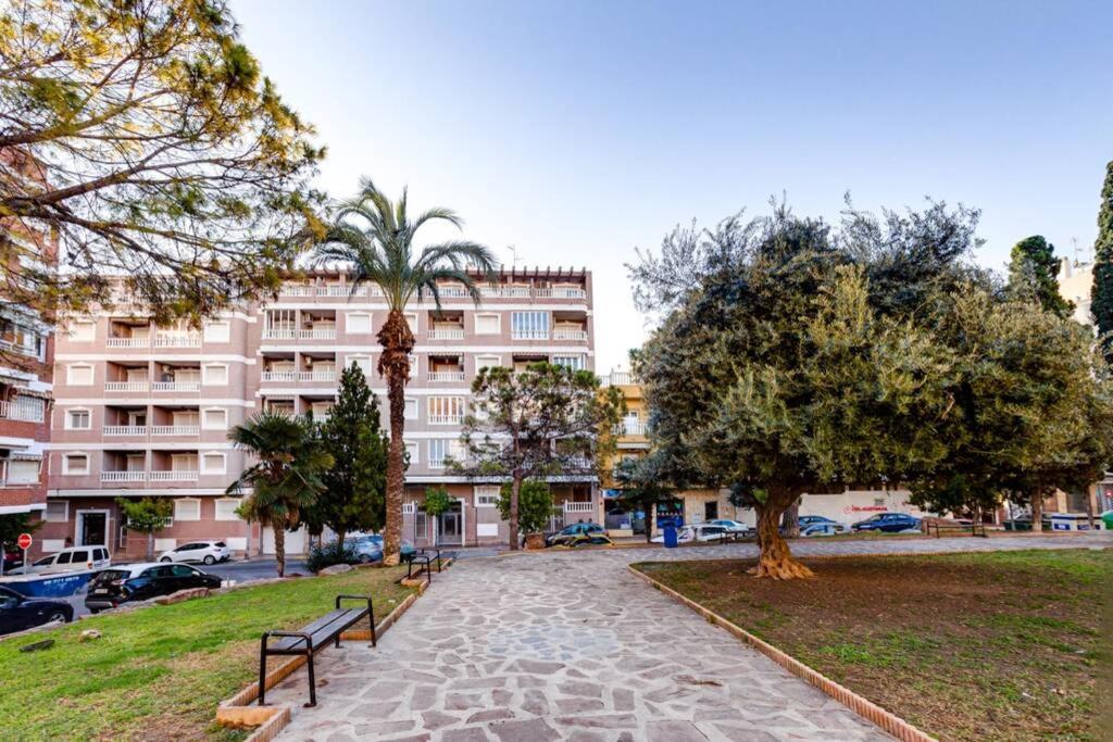 Apartment Ramon Gallud 204 Torrevieja Eksteriør bilde